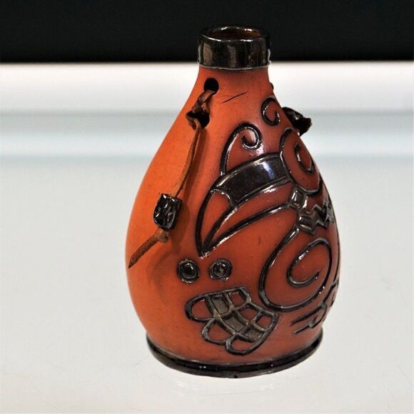 Guyana Caribbean Decorative Pottery Vintage 1998 Artist Signed Earth Tone 4.5 In - Picture 4 of 7